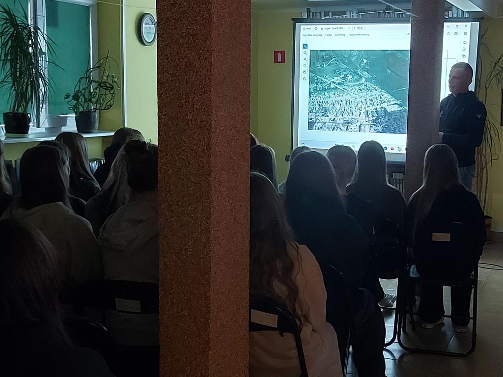 WARTO OCALIĆ OD ZAPOMNIENIA DOROBEK MINIONYCH POKOLEŃ 02