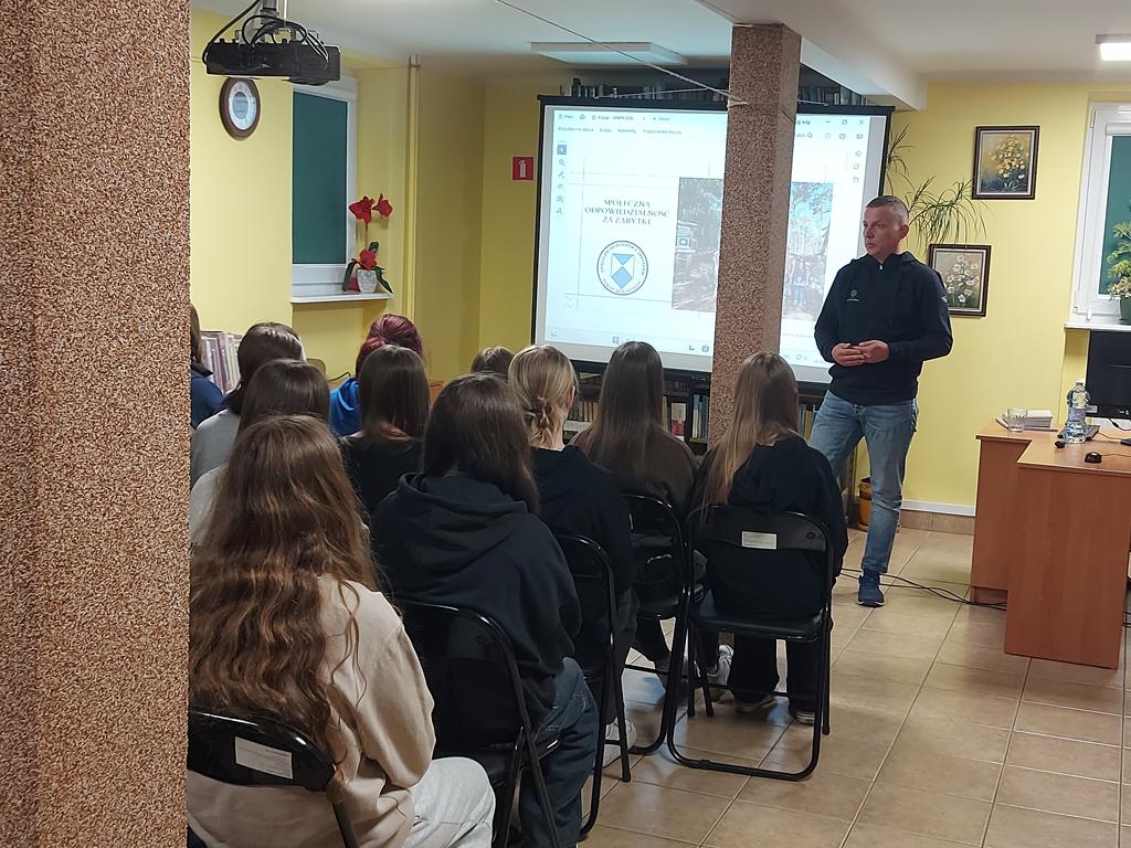 WARTO OCALIĆ OD ZAPOMNIENIA DOROBEK MINIONYCH POKOLEŃ 06