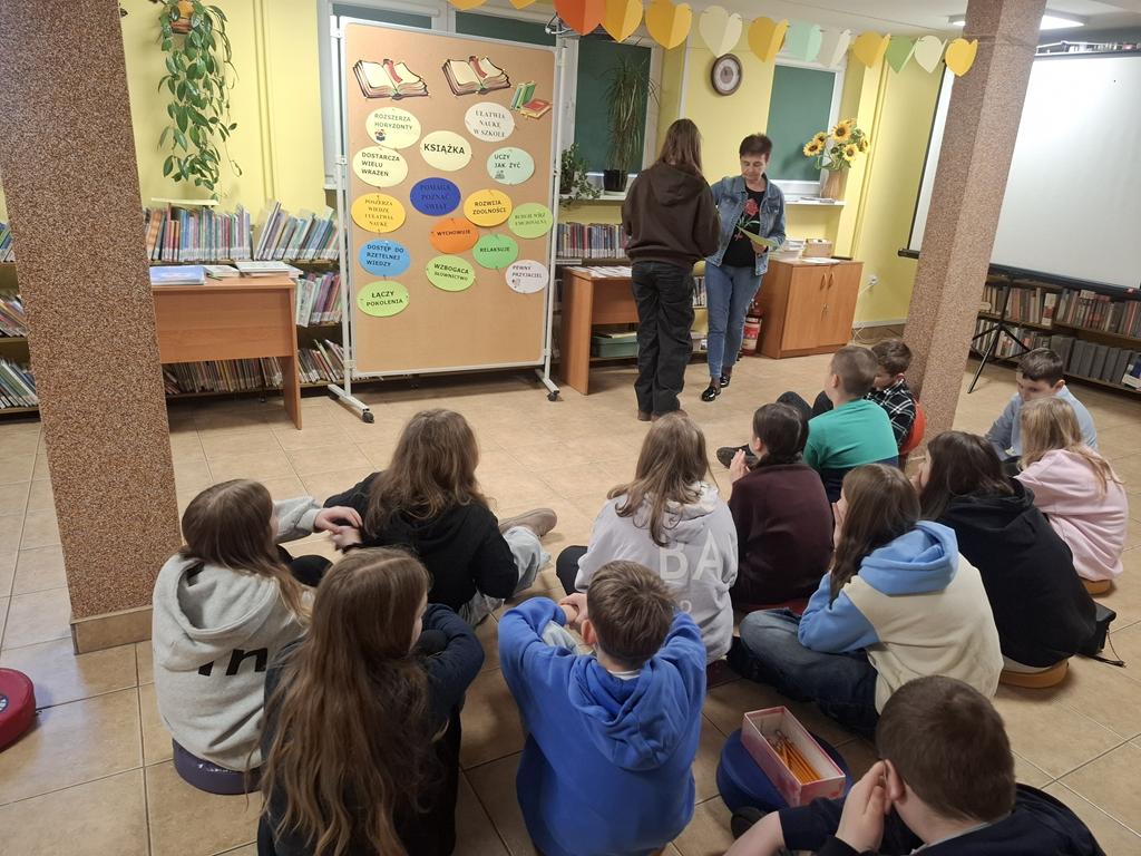 CZY CZYTANIE KSIĄŻEK MA SENS? 03